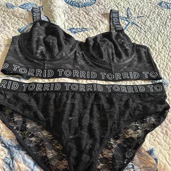 Torrid bras - Picture 10 of 13